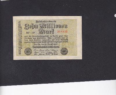 Beschrijving voorzijde: ARMS